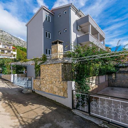 Apartments Kristina Omiš Dış mekan fotoğraf
