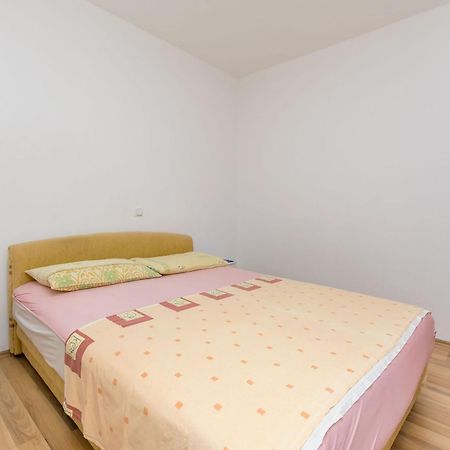 Apartments Kristina Omiš Dış mekan fotoğraf
