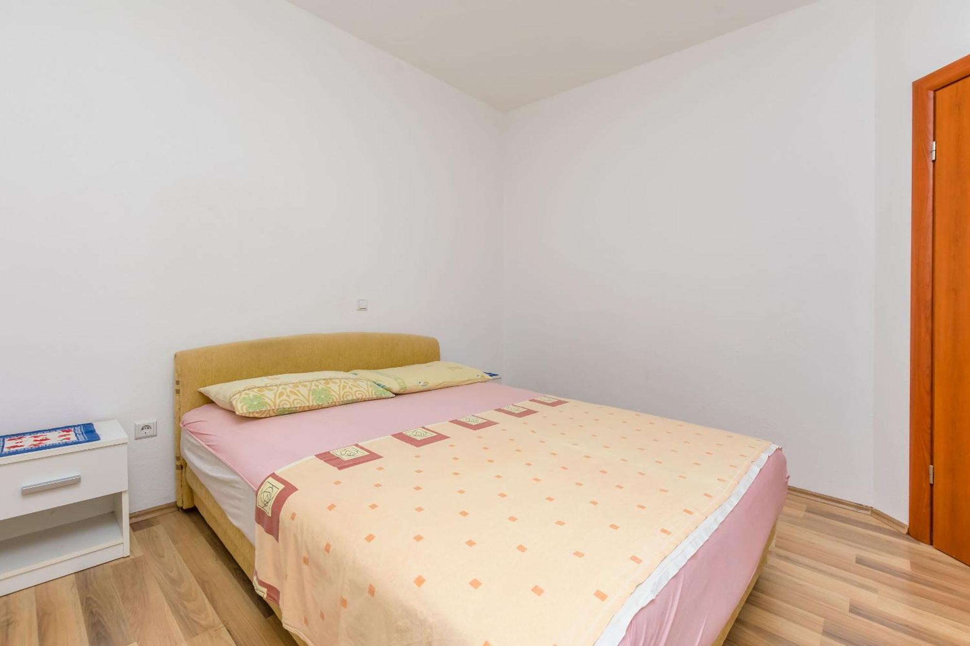 Apartments Kristina Omiš Dış mekan fotoğraf