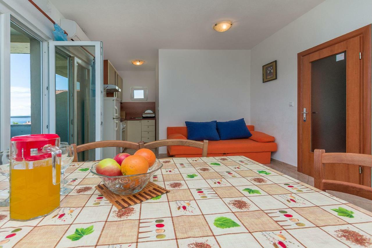 Apartments Kristina Omiš Dış mekan fotoğraf